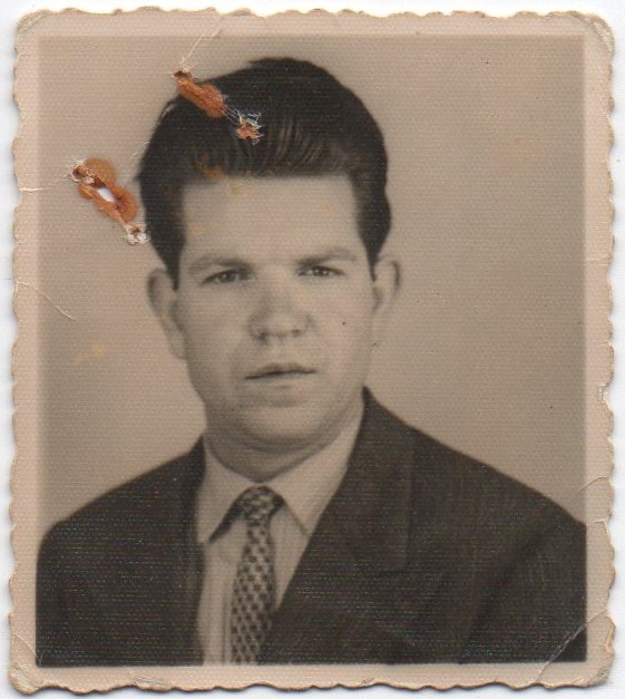 Nonno's passport photo.